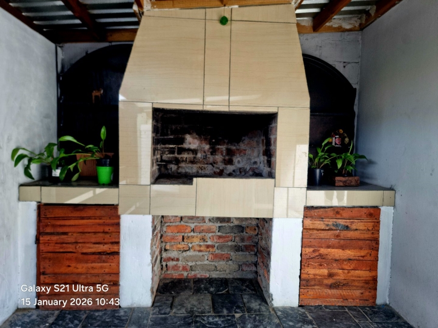 2 Bedroom Property for Sale in Kleinvlei Western Cape